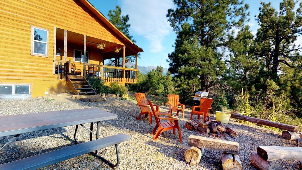 Long View Cabin, Breakfast Deck Overlooking The Canyon! Monticello Bagian luar foto