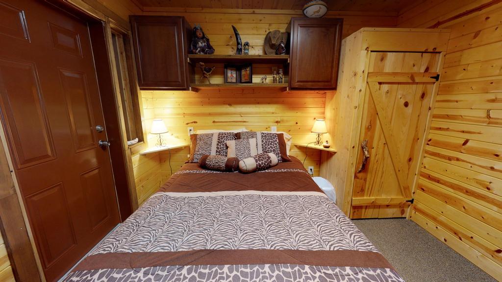 Long View Cabin, Breakfast Deck Overlooking The Canyon! Monticello Bagian luar foto